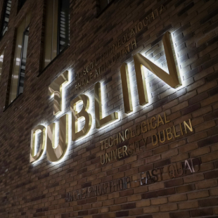 TU Dublin Sign